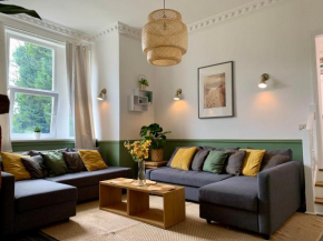 Stunning Rural Apartment - Sleeps 4 - Parking